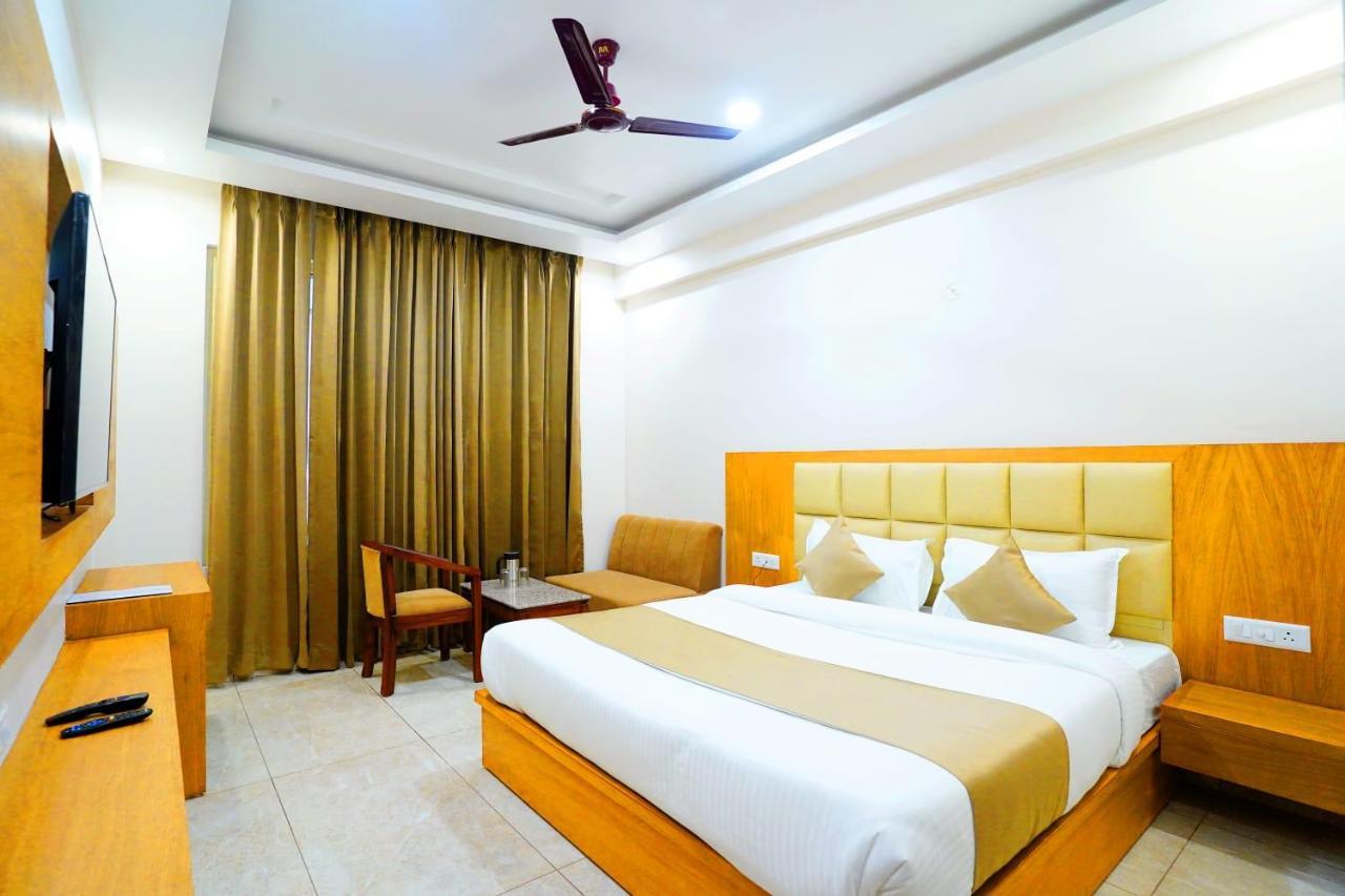 Hotel Amansara Lucknow Exterior foto